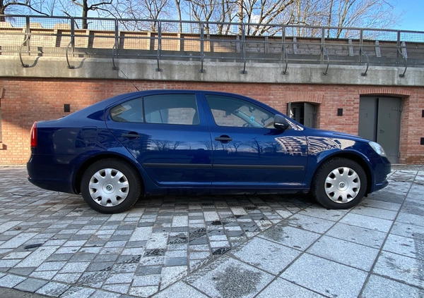 Skoda Octavia cena 26900 przebieg: 207000, rok produkcji 2010 z Malbork małe 46